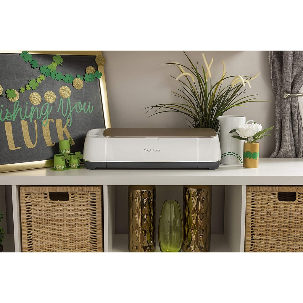 Cricut Maker Champagne + Bundle