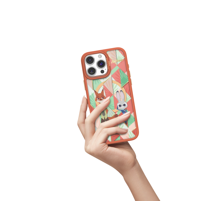 Belkin SheerForce™ Magnetic Phone Case (Disney Collection / Marvel Collection, iPhone 16 Pro Max)